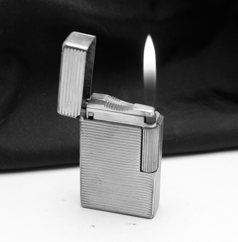 ​Dupont Line 1 Gas Lighter 20mk Gold Plated Works good! - 1