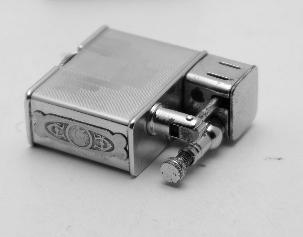 ​Parker Beacon Windproof Fab Suisse Minestere De Finance With Box Petrol Lighter Rare! Works! - 8